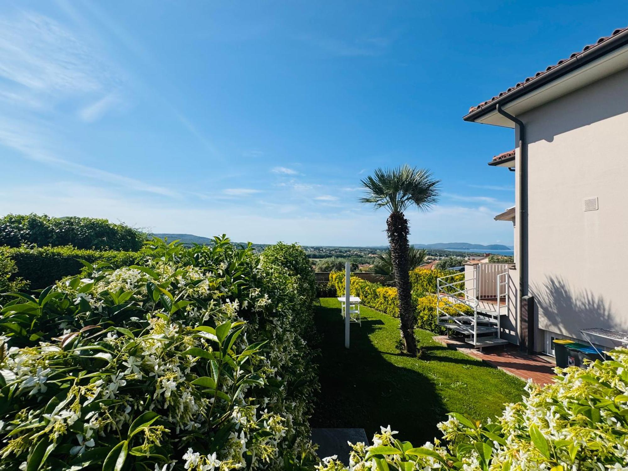 Casaserena San Vincenzo Bagian luar foto